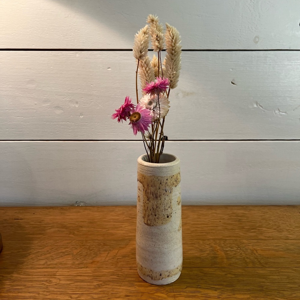 HANDMADE CERAMIC MINI VASE - Picture 5 of 8